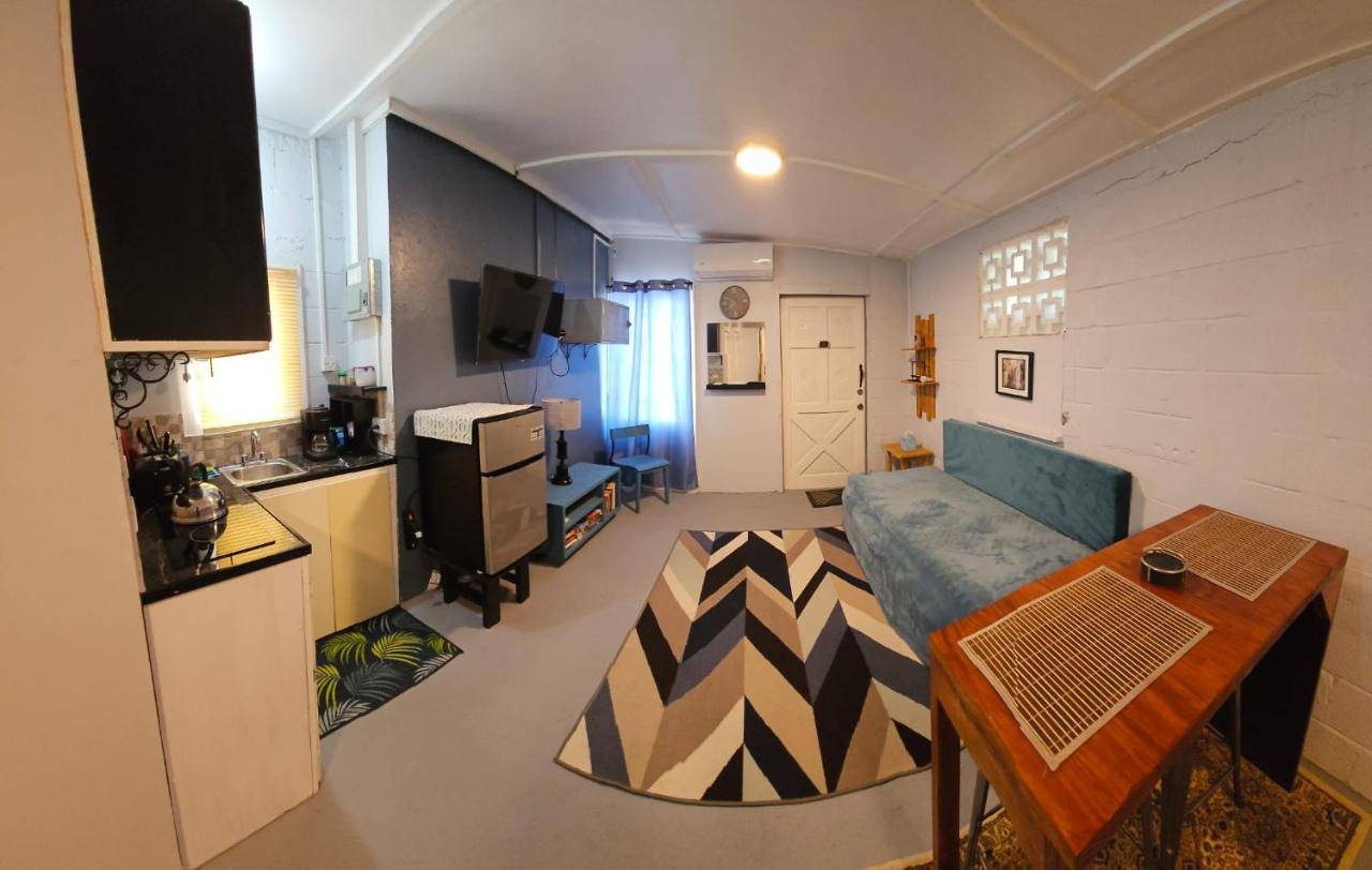 Appartamento Gloria'S Mini Hideaway Christ Church Esterno foto